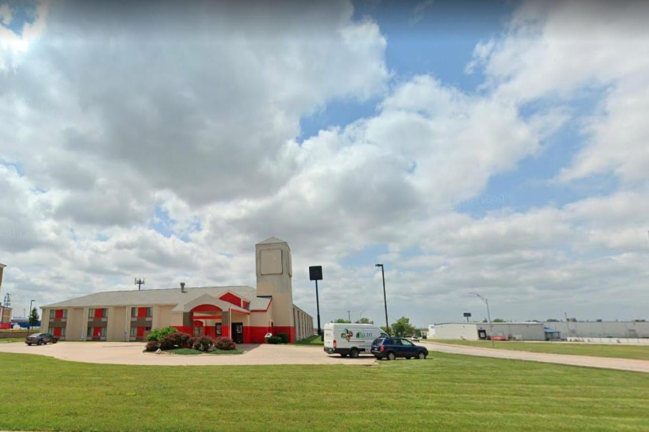 Oyo Hotel Lincoln Airport Ne, Hwy 80 Екстериор снимка